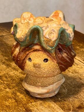 Vtg Helen Slater Metlox Pottery Poppytrail Poppets “Anne” Girl Head Flower Frog